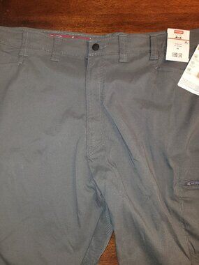 Men’s Wrangler Shorts – Comfortable & Durable 👖☀️